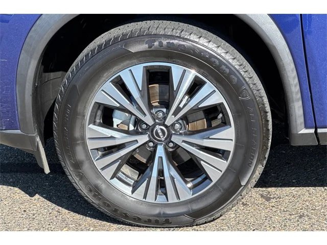 SEMINUEVOS NISSAN Rogue at ELK GROVE in Elk Grove Buick GMC