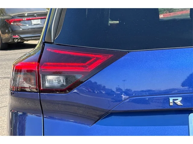 SEMINUEVOS NISSAN Rogue at ELK GROVE in Elk Grove Buick GMC