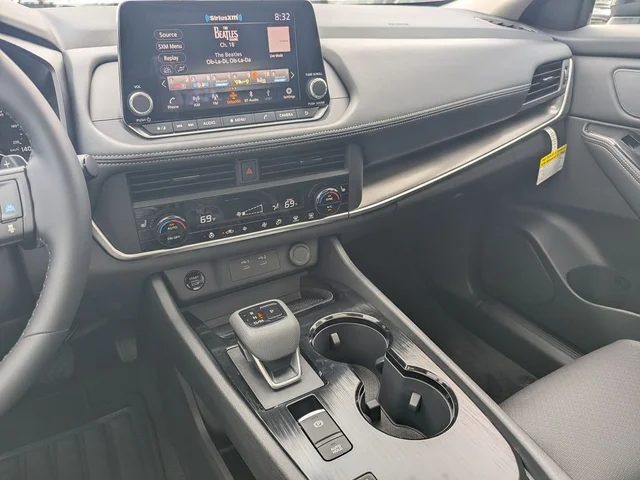 Nuevos NISSAN ROGUE à Estados chez autogozo