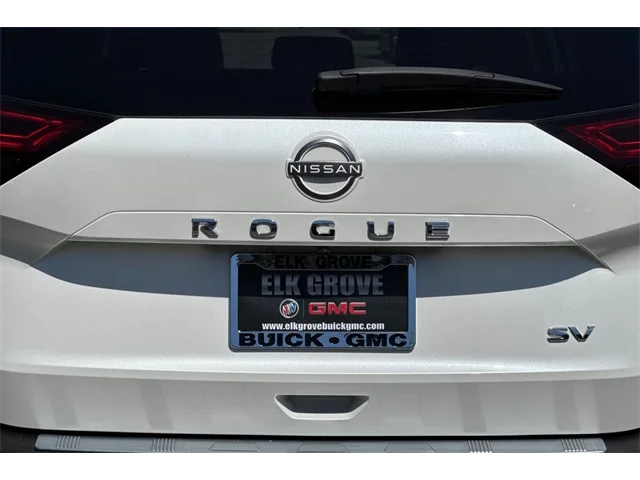 SEMINUEVOS NISSAN Rogue at ELK GROVE in Elk Grove Buick GMC