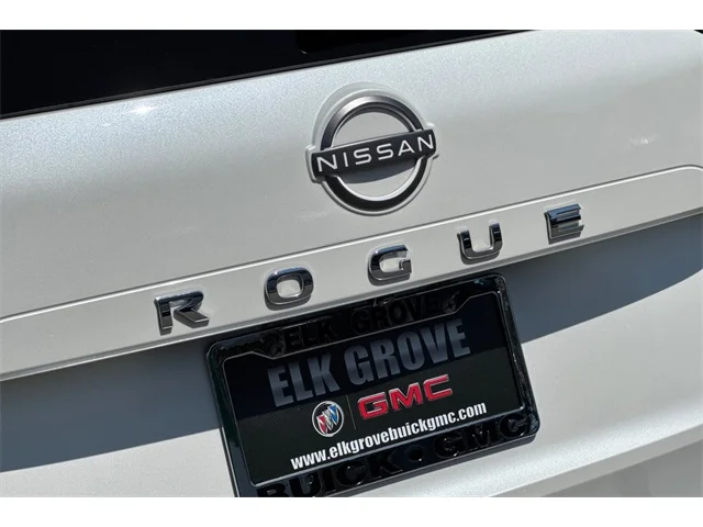 SEMINUEVOS NISSAN Rogue at ELK GROVE in Elk Grove Buick GMC