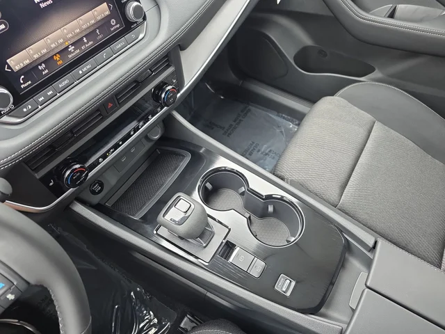 Nuevos NISSAN ROGUE à Estados chez autogozo