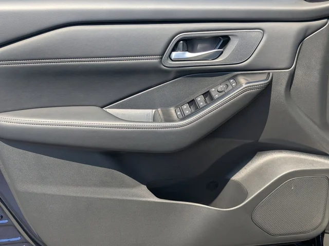Nuevos NISSAN ROGUE à Estados chez autogozo