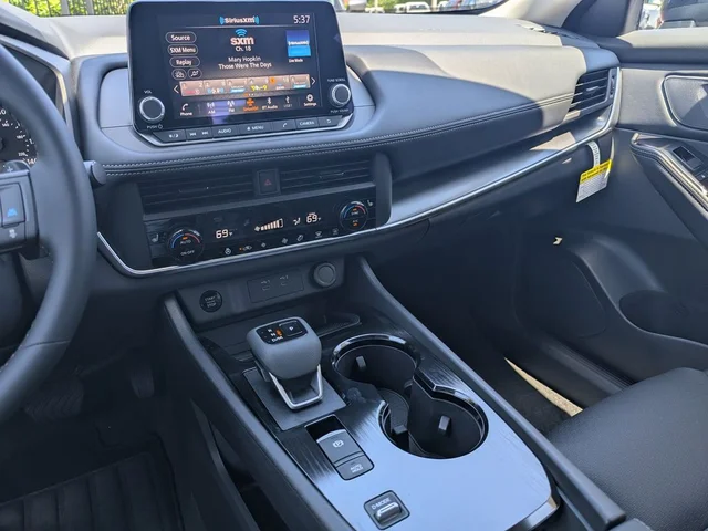 Nuevos NISSAN ROGUE à Estados chez autogozo