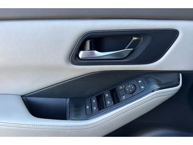 SEMINUEVOS NISSAN Rogue at ELK GROVE in Elk Grove Buick GMC