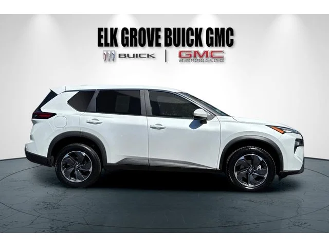 SEMINUEVOS NISSAN Rogue at ELK GROVE in Elk Grove Buick GMC