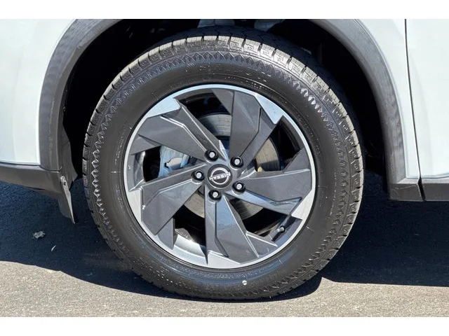 SEMINUEVOS NISSAN Rogue at ELK GROVE in Elk Grove Buick GMC