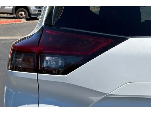 SEMINUEVOS NISSAN Rogue at ELK GROVE in Elk Grove Buick GMC
