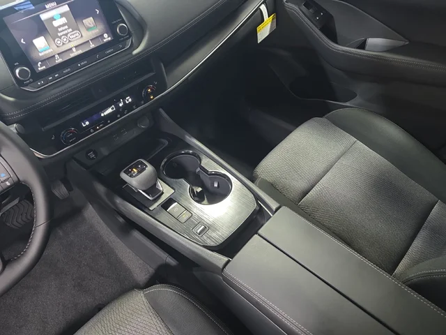 Nuevos NISSAN ROGUE à Estados chez autogozo