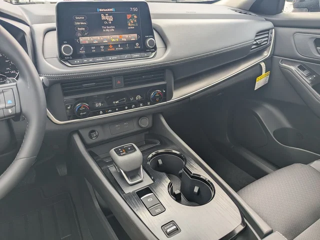 Nuevos NISSAN ROGUE à Estados chez autogozo