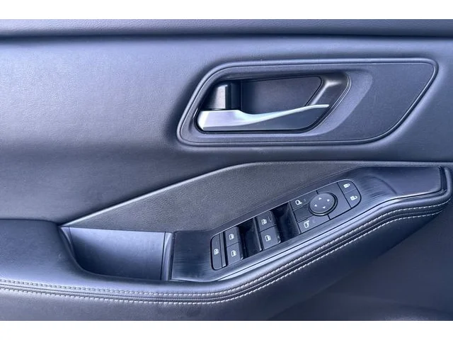 SEMINUEVOS NISSAN Rogue at ELK GROVE in Elk Grove Buick GMC