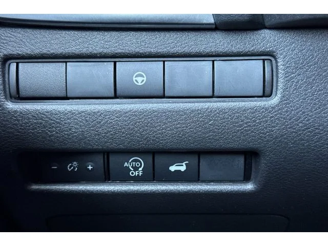 SEMINUEVOS NISSAN Rogue at ELK GROVE in Elk Grove Buick GMC