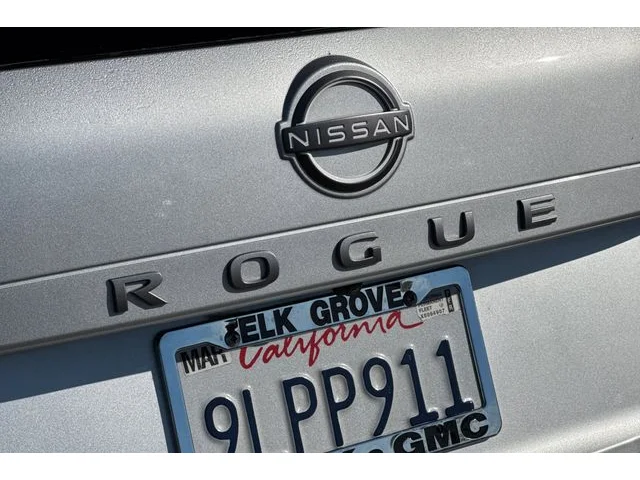 SEMINUEVOS NISSAN Rogue at ELK GROVE in Elk Grove Buick GMC