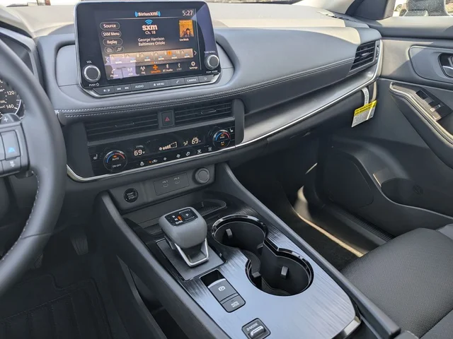 Nuevos NISSAN ROGUE à Estados chez autogozo