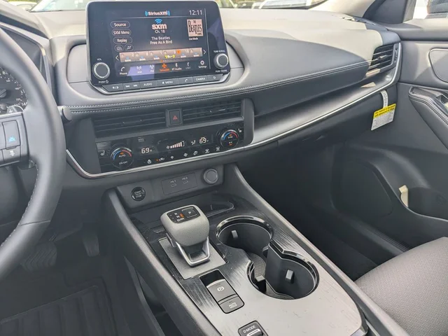 Nuevos NISSAN ROGUE à Estados chez autogozo