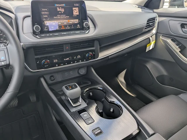 Nuevos NISSAN ROGUE à Estados chez autogozo