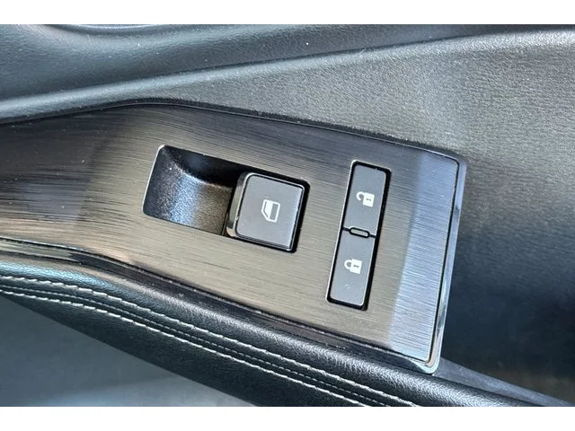 SEMINUEVOS NISSAN Rogue at ELK GROVE in Elk Grove Buick GMC