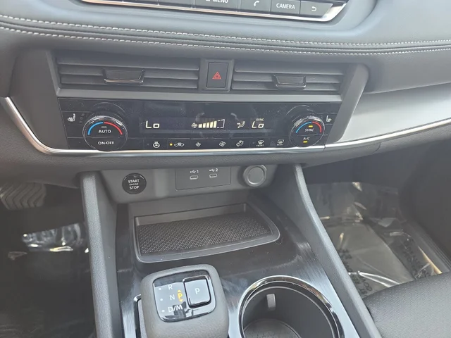 Nuevos NISSAN ROGUE à Estados chez autogozo