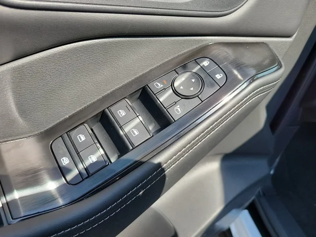 Nuevos NISSAN ROGUE à Estados chez autogozo