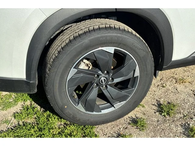SEMINUEVOS NISSAN Rogue at ELK GROVE in Elk Grove Buick GMC