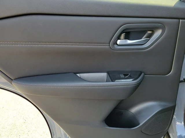 Nuevos NISSAN ROGUE à Estados chez autogozo