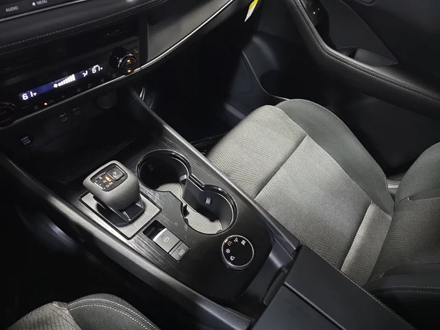 Nuevos NISSAN ROGUE à Estados chez autogozo