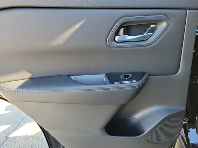 Nuevos NISSAN ROGUE à Estados chez autogozo