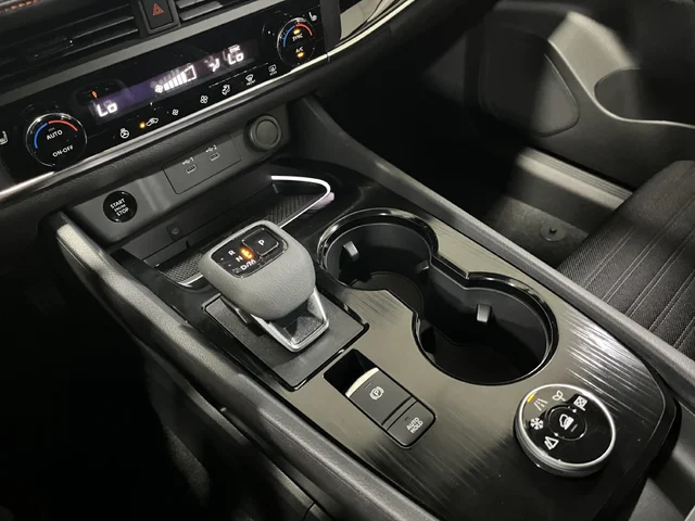 Nuevos NISSAN ROGUE à Estados chez autogozo