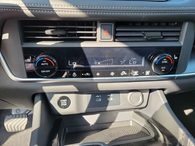 Nuevos NISSAN ROGUE à Estados chez autogozo