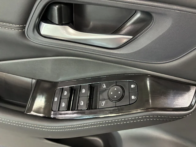 Nuevos NISSAN ROGUE à Estados chez autogozo