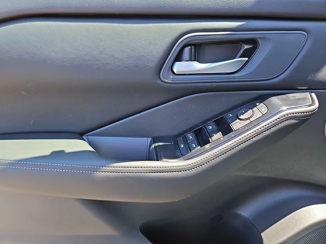 Nuevos NISSAN ROGUE à Estados chez autogozo