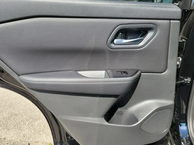 Nuevos NISSAN ROGUE à Estados chez autogozo