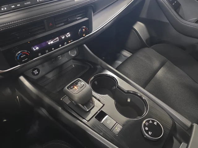 Nuevos NISSAN ROGUE à Estados chez autogozo