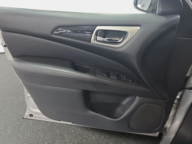 SEMINUEVOS NISSAN Pathfinder a Estados en autogozo