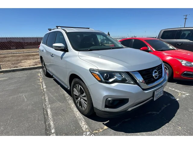 SEMINUEVOS NISSAN Pathfinder a Estados en autogozo