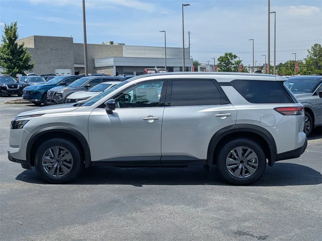Nuevos NISSAN PATHFINDER à Kennesaw, chez Town Center Nissan