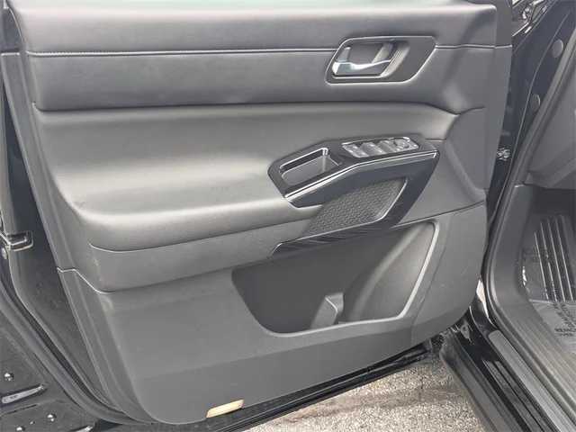 SEMINUEVOS NISSAN Pathfinder at Kennesaw, in Town Center Nissan