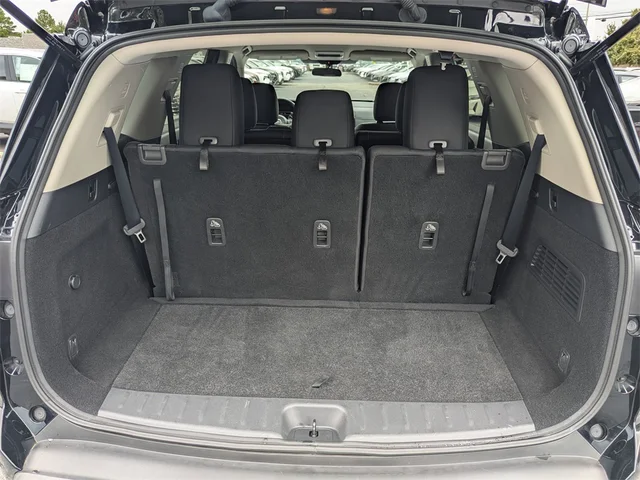 SEMINUEVOS NISSAN Pathfinder at Kennesaw, in Town Center Nissan