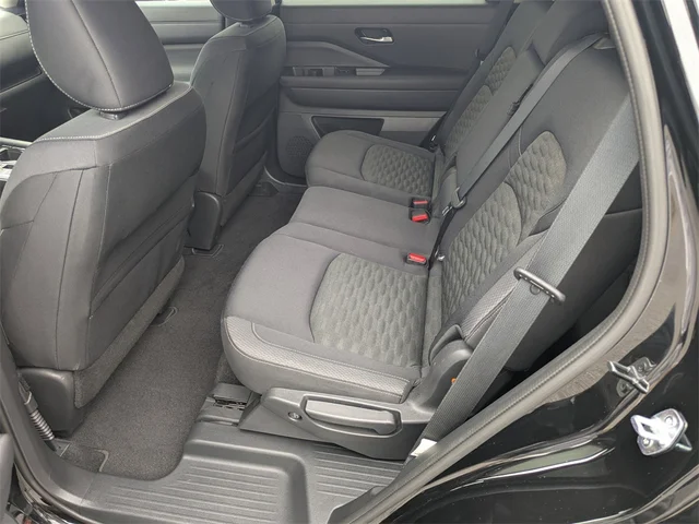 SEMINUEVOS NISSAN Pathfinder at Kennesaw, in Town Center Nissan