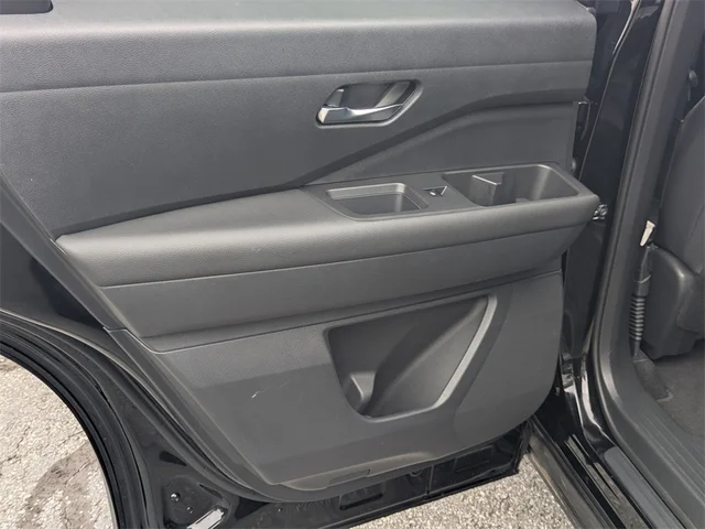 SEMINUEVOS NISSAN Pathfinder at Kennesaw, in Town Center Nissan