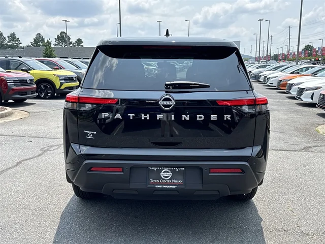 Nuevos NISSAN PATHFINDER à Kennesaw, chez Town Center Nissan