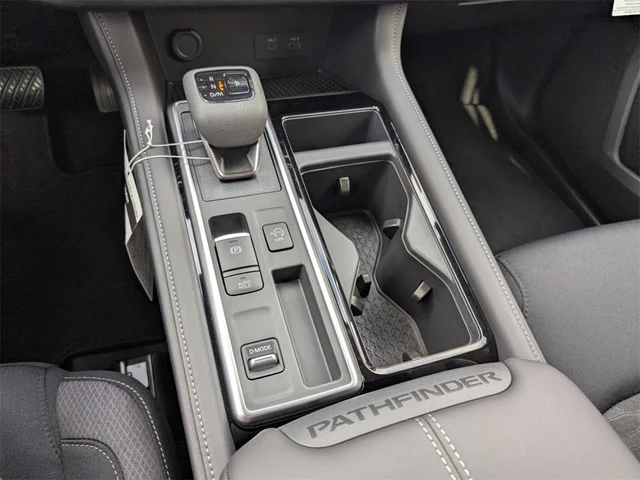 Nuevos NISSAN PATHFINDER à Kennesaw, chez Town Center Nissan