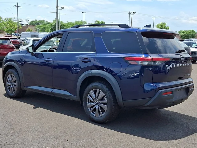 SEMINUEVOS NISSAN Pathfinder a Estados en autogozo