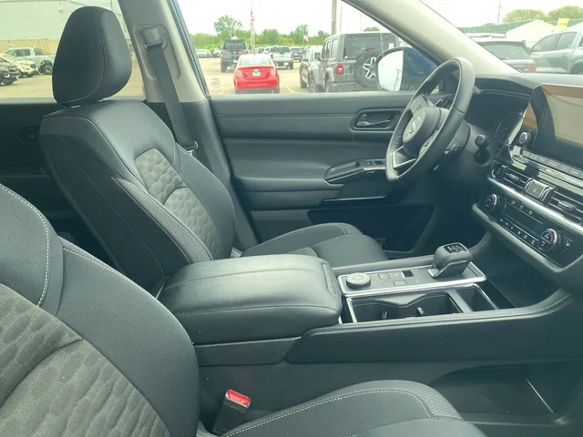 SEMINUEVOS NISSAN Pathfinder a Estados en autogozo