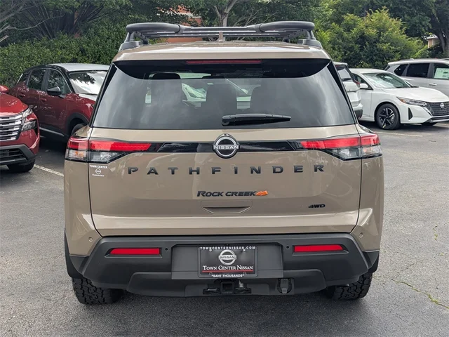 SEMINUEVOS NISSAN Pathfinder at Kennesaw, in Town Center Nissan