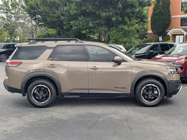 SEMINUEVOS NISSAN Pathfinder at Kennesaw, in Town Center Nissan