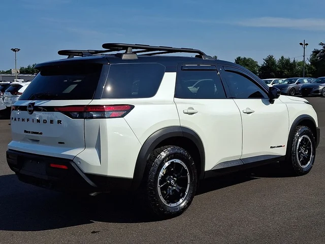 SEMINUEVOS NISSAN Pathfinder a Estados en autogozo