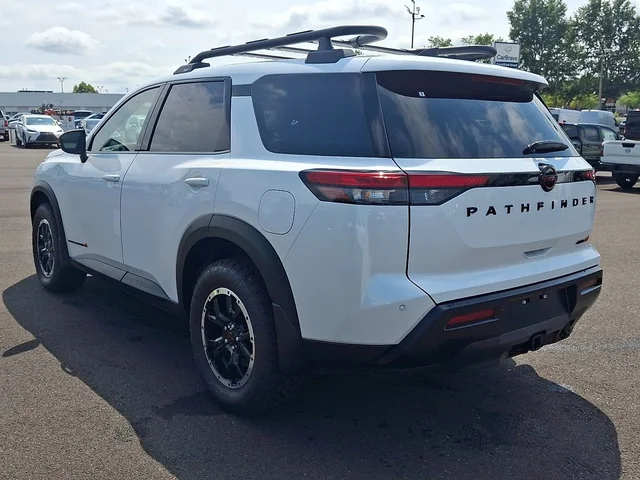 Nuevos NISSAN PATHFINDER à Estados chez autogozo