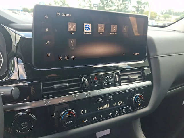 Nuevos NISSAN PATHFINDER à Estados chez autogozo