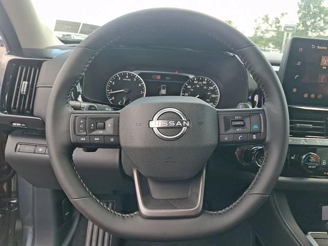 Nuevos NISSAN PATHFINDER à Estados chez autogozo